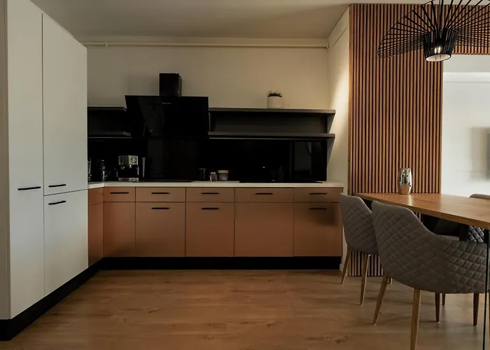 Nest Silhouette * Cluj-Napoca